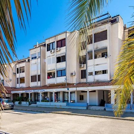 Rona Apartment Zrinka Poreč Extérieur photo